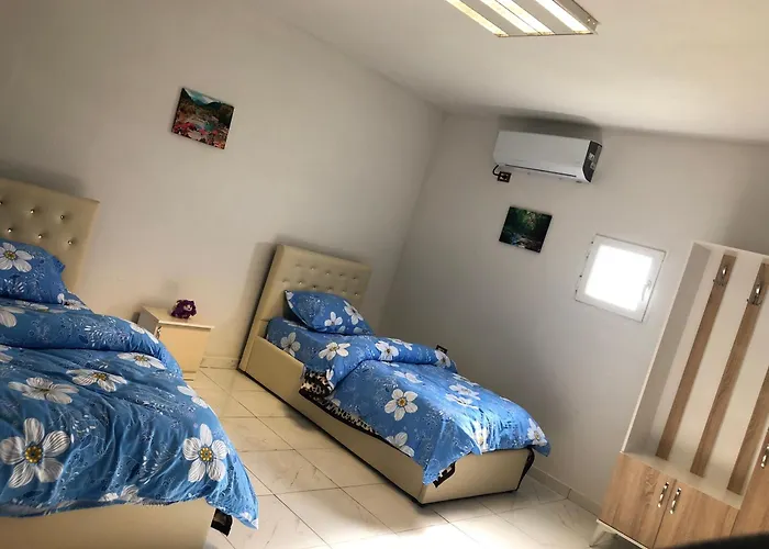 Bujtina Gashi 招待所 Kukes