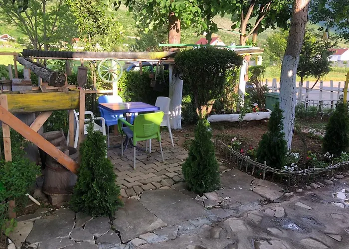 Bujtina Gashi 3*